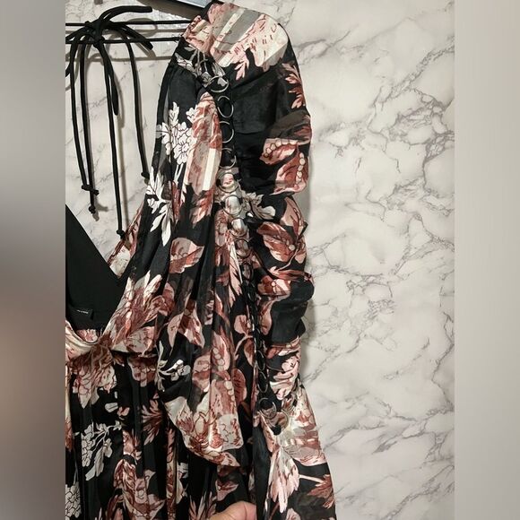 ASOS DESIGN satin stripe blouson mini dress with ring detail in floral print - Picture 8 of 12